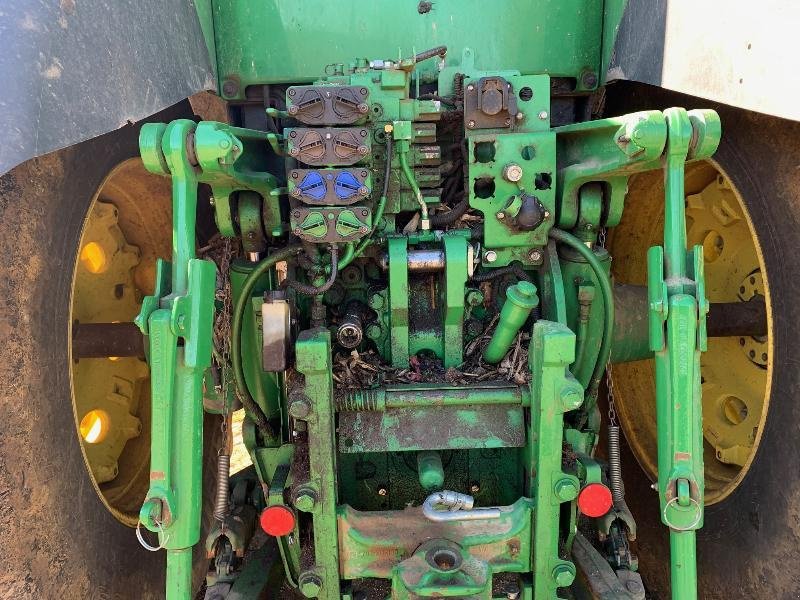 Traktor typu John Deere 7230R, Gebrauchtmaschine w SAINT GENEST D'AMBIERE (Zdjęcie 5)