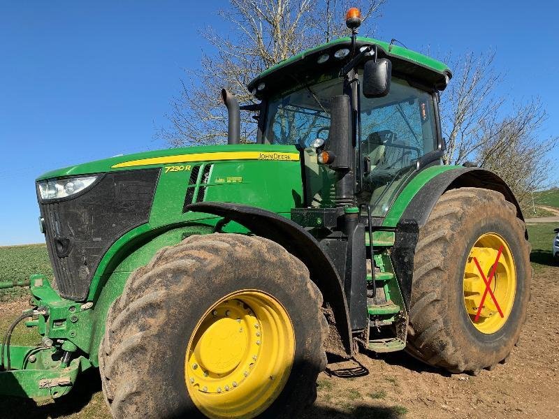 Traktor typu John Deere 7230R, Gebrauchtmaschine v SAINT GENEST D'AMBIERE