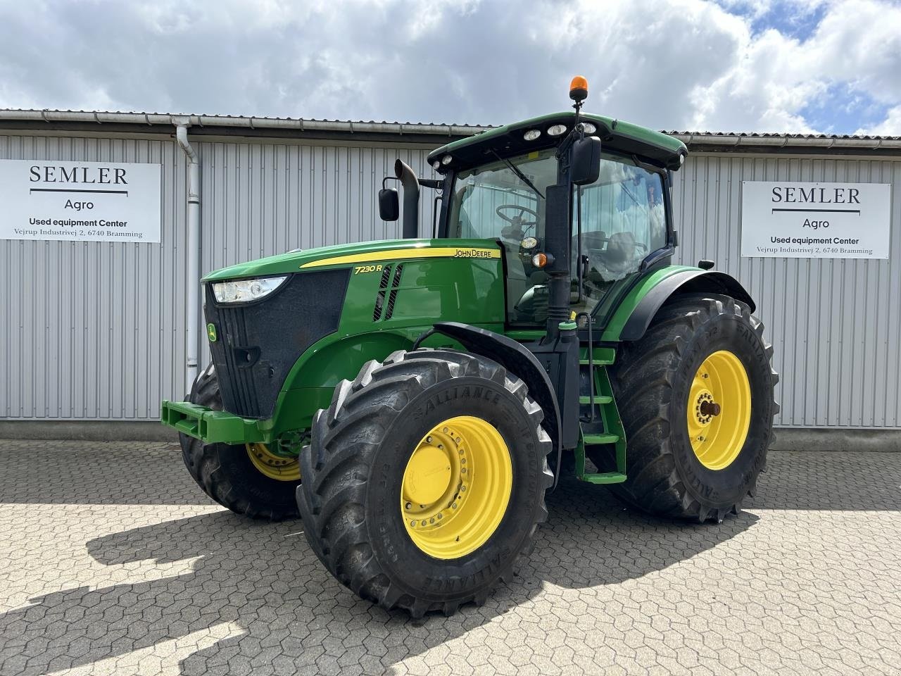 Traktor a típus John Deere 7230R, Gebrauchtmaschine ekkor: Bramming (Kép 1)