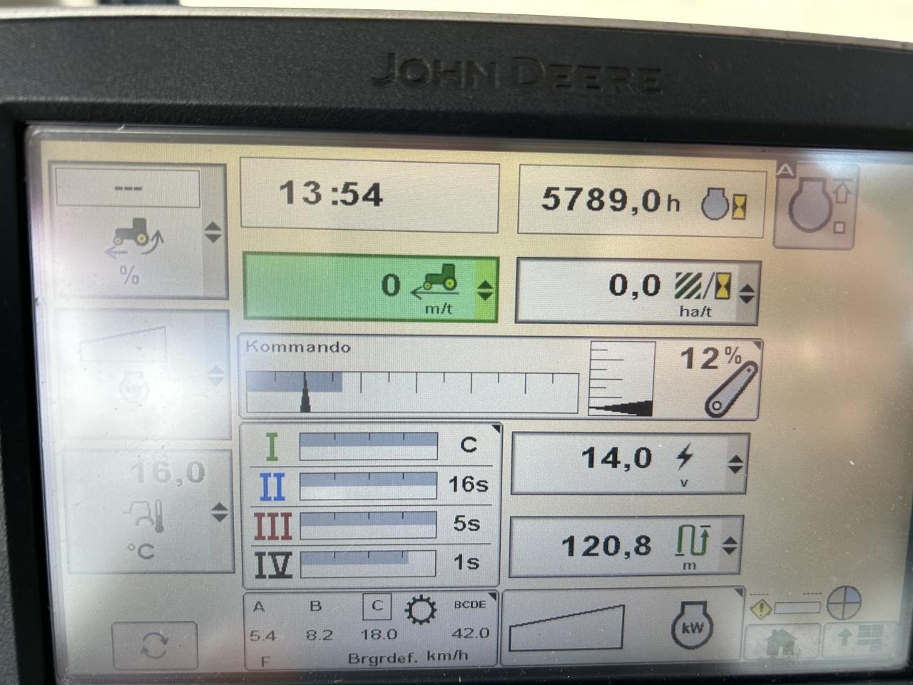 Traktor Türe ait John Deere 7230R, Gebrauchtmaschine içinde Bramming (resim 4)