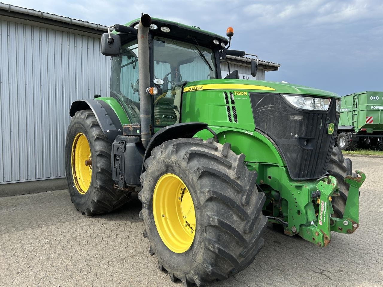 Traktor van het type John Deere 7230R, Gebrauchtmaschine in Bramming (Foto 8)