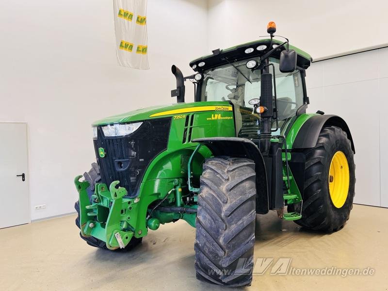 Traktor tipa John Deere 7250R MOTOR ÜBERHOLT, Gebrauchtmaschine u Sülzetal OT Altenweddingen (Slika 1)