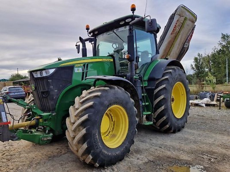 Traktor des Typs John Deere 7250R, Gebrauchtmaschine in Monferran-Savès (Bild 1)