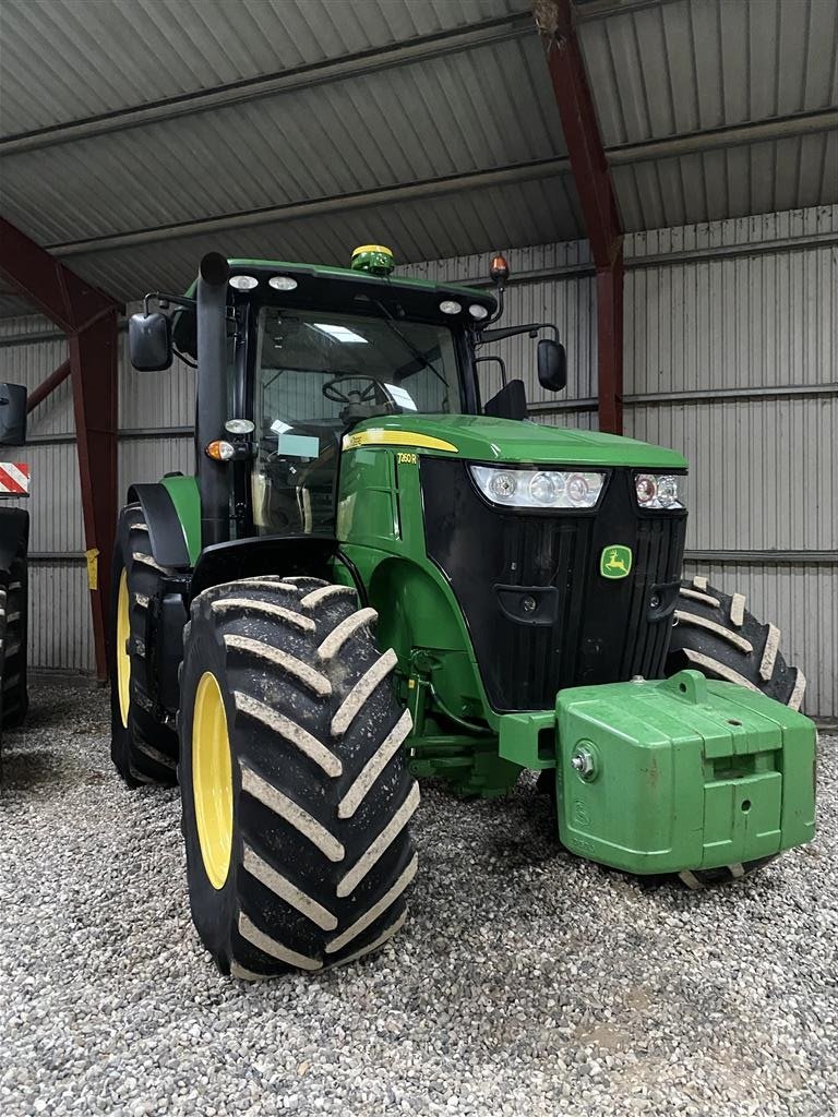 Traktor van het type John Deere 7260R Kun 2710 timer, Gebrauchtmaschine in Bredsten (Foto 1)