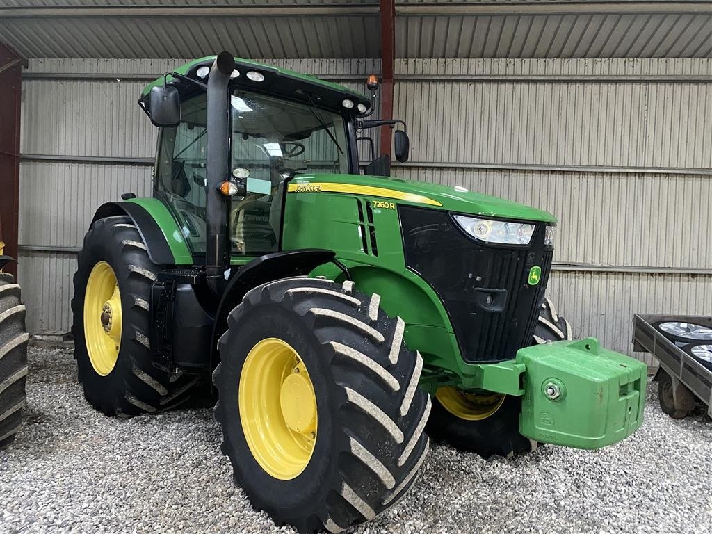 Traktor des Typs John Deere 7260R, Gebrauchtmaschine in Bredsten (Bild 1)