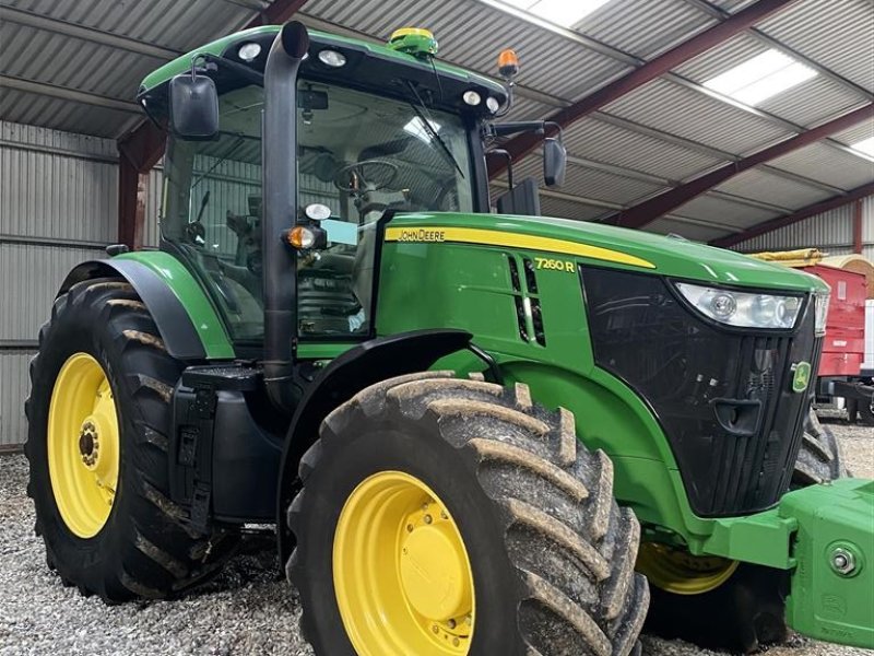 Traktor типа John Deere 7260R, Gebrauchtmaschine в Bredsten