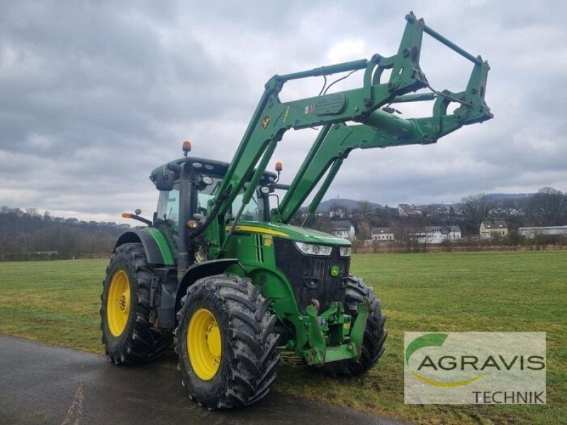 Traktor tipa John Deere 7270 R, Gebrauchtmaschine u Meschede