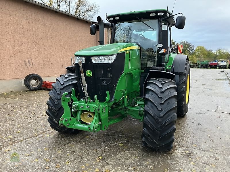 Traktor typu John Deere 7290R *E23*, Gebrauchtmaschine w Salsitz (Zdjęcie 3)