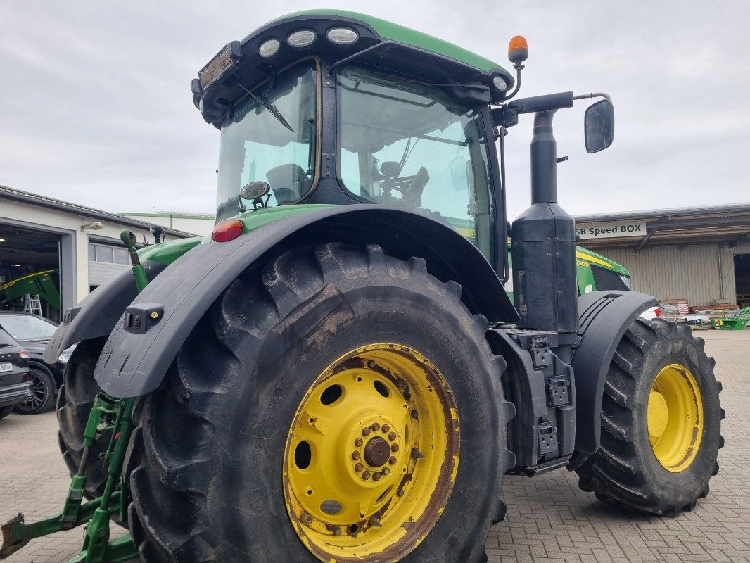 Traktor del tipo John Deere 7290R MY17 e23 40, Gebrauchtmaschine In Neubrandenburg (Immagine 9)