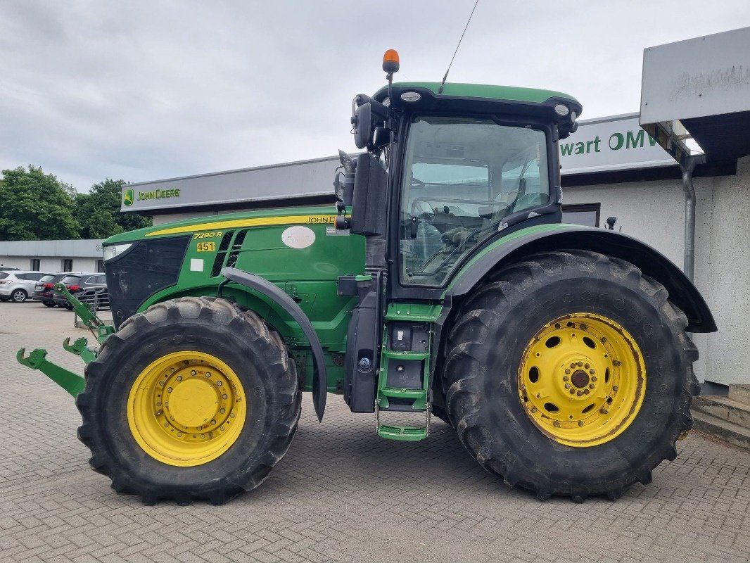 Traktor del tipo John Deere 7290R MY17 e23 40, Gebrauchtmaschine en Neubrandenburg (Imagen 4)