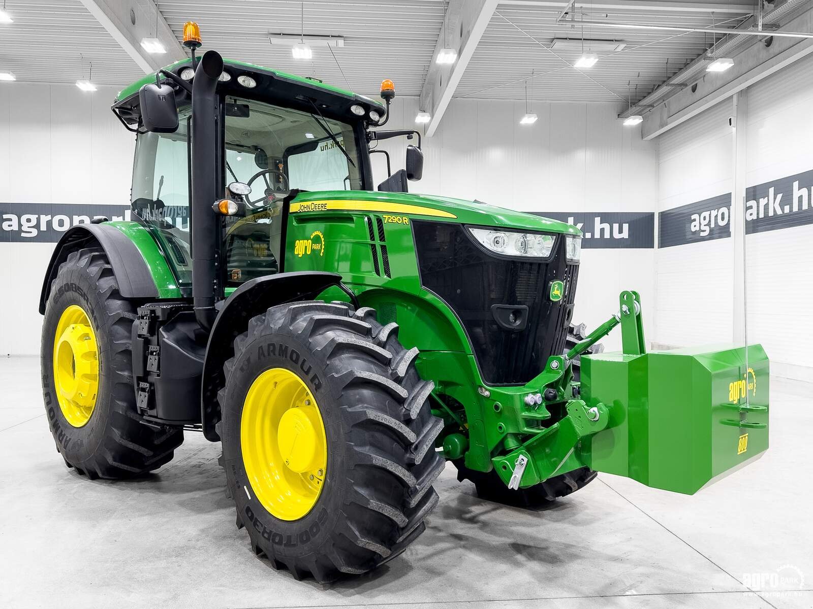 Traktor типа John Deere 7290R, Gebrauchtmaschine в Csengele (Фотография 2)