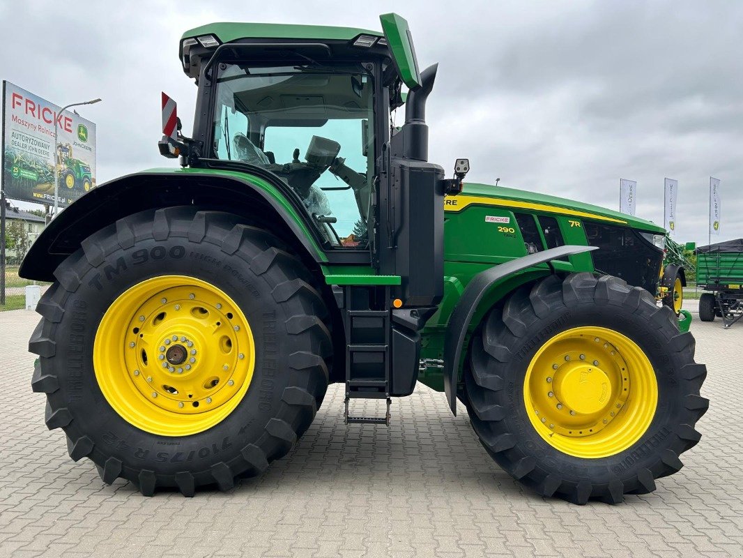 Traktor des Typs John Deere 7290R, Neumaschine in Mrągowo (Bild 4)