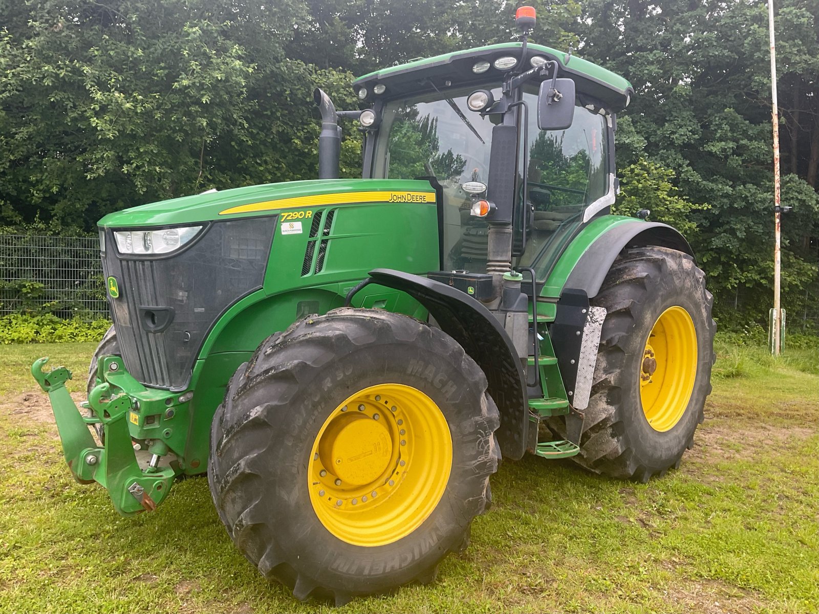 Traktor Türe ait John Deere 7290R, Gebrauchtmaschine içinde Eutin (resim 1)