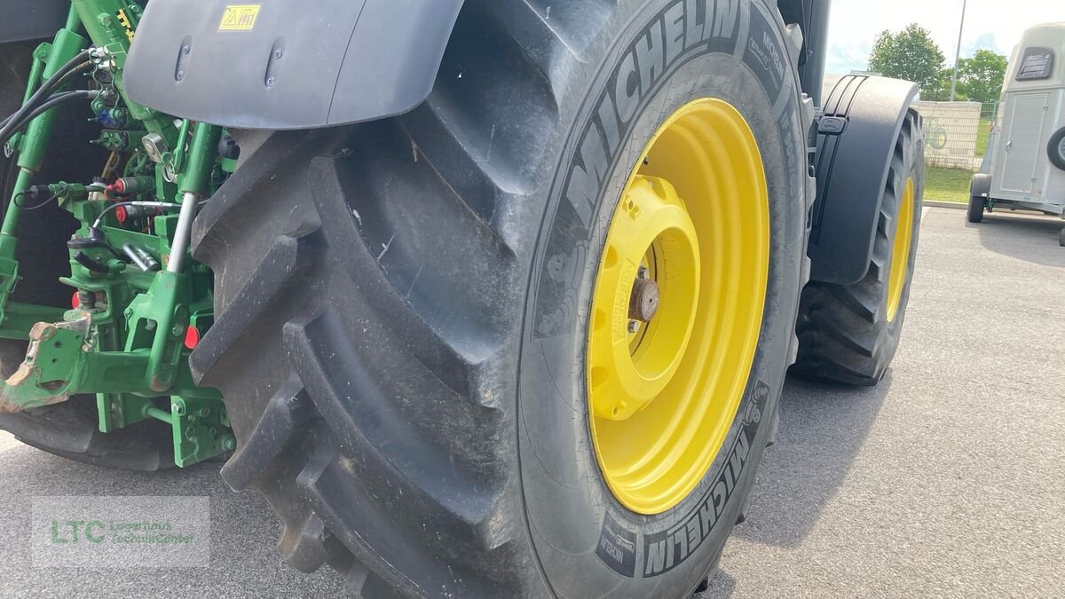 Traktor of the type John Deere 7310 R, Gebrauchtmaschine in Eggendorf (Picture 17)