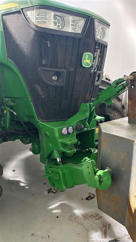 Traktor del tipo John Deere 7310R Front PTO. GPS. Auto Steer aktiveret. Foraksel og førerhus affjedret., Gebrauchtmaschine en Kolding (Imagen 6)