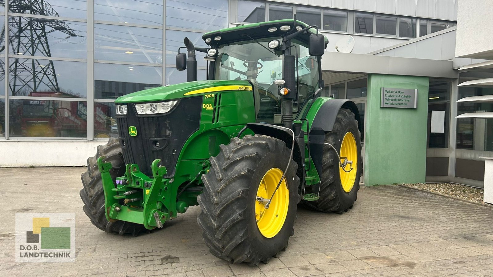 Traktor des Typs John Deere 7310R mit Reifendruckregelanlage, Gebrauchtmaschine in Regensburg (Bild 1)