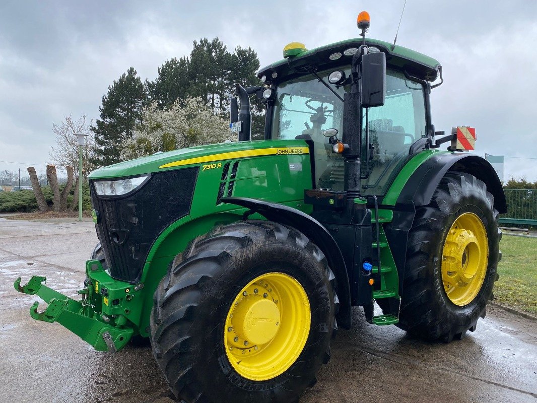 Traktor типа John Deere 7310R MY19 AP 40, Gebrauchtmaschine в Neubrandenburg (Фотография 8)