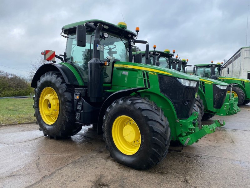 Traktor typu John Deere 7310R MY19 AP 40, Gebrauchtmaschine v Neubrandenburg