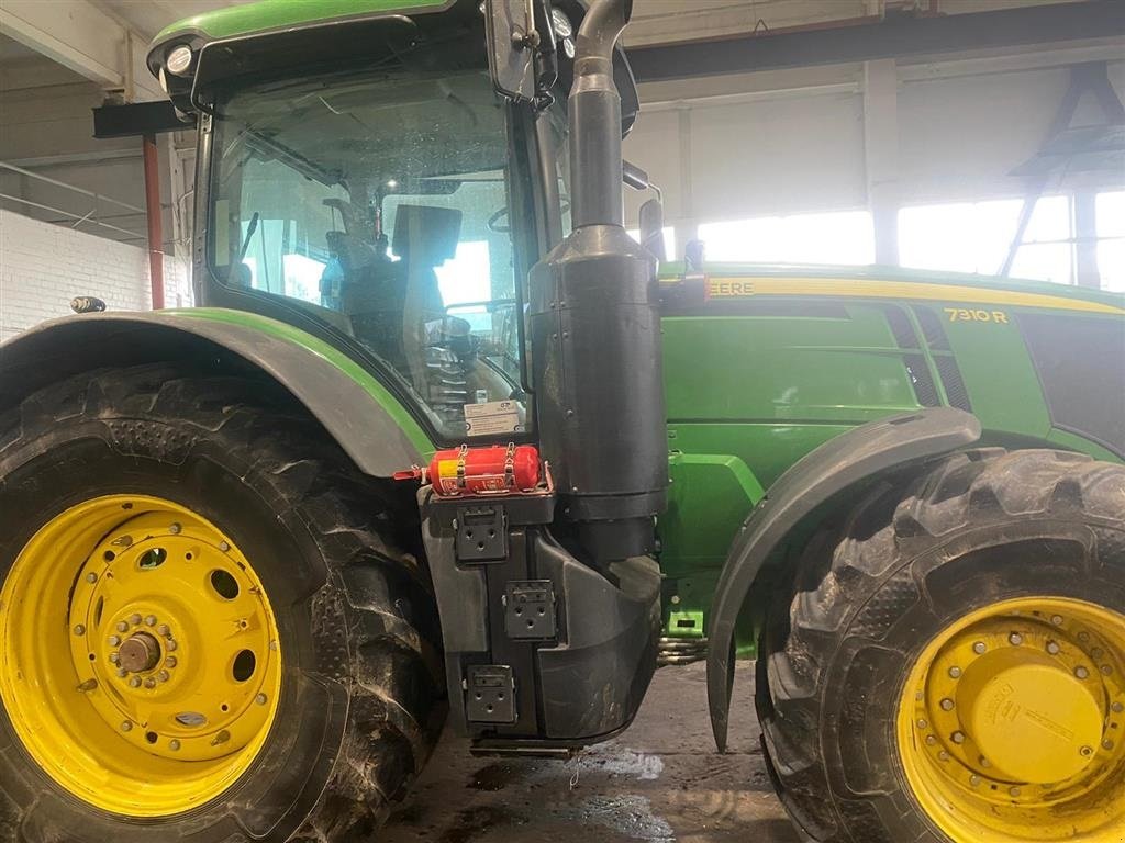 Traktor a típus John Deere 7310R RESERVERET!!! GPS. Auto steer aktiveret. 10" 4600 skærm. Flere på lager. Ring til Ulrik 0045-40255544, Gebrauchtmaschine ekkor: Kolding (Kép 3)