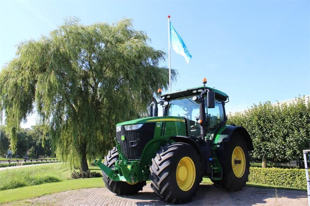 Traktor a típus John Deere 7310R, Gebrauchtmaschine ekkor: Bant (Kép 1)