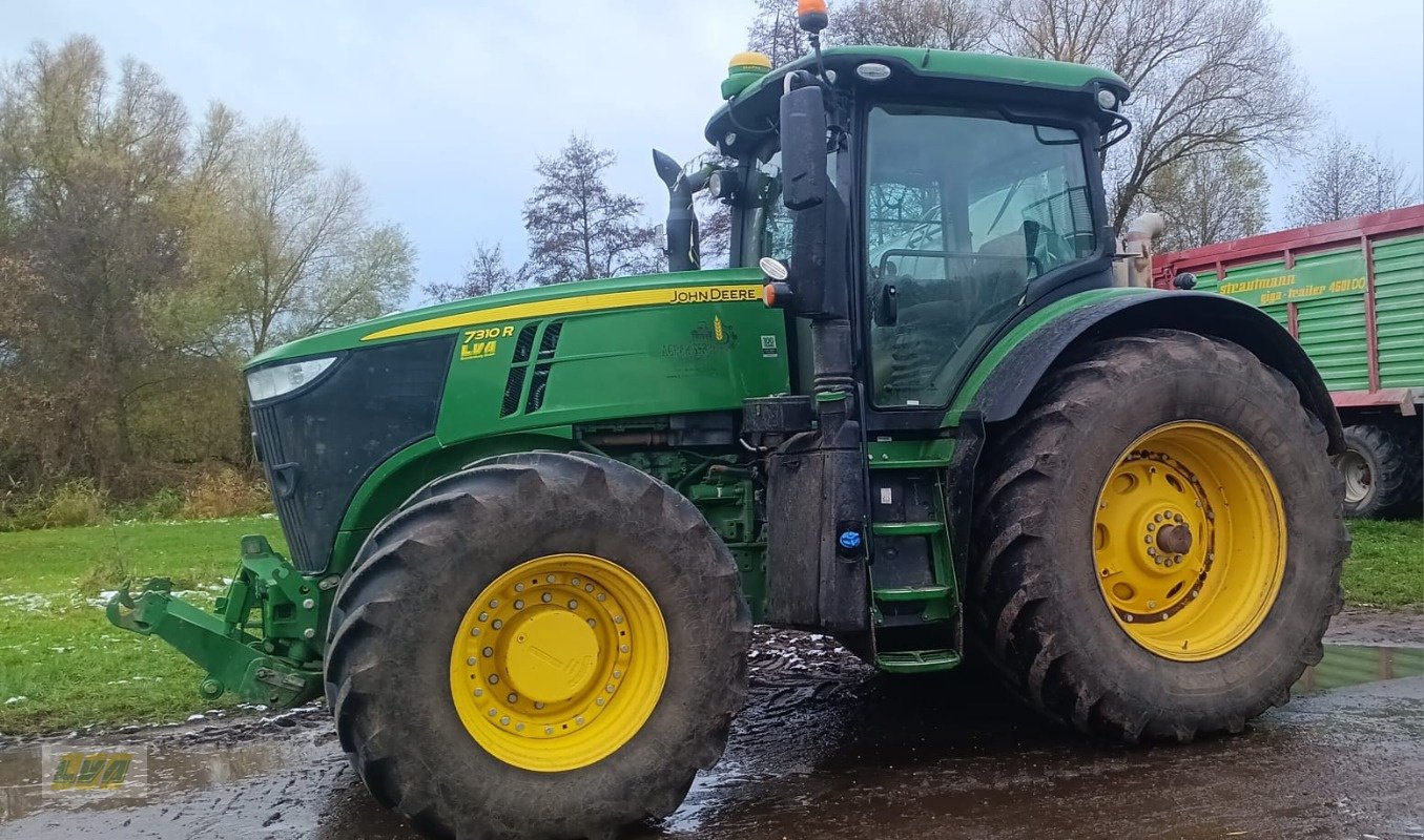 Traktor des Typs John Deere 7310R, Gebrauchtmaschine in Schenkenberg (Bild 2)