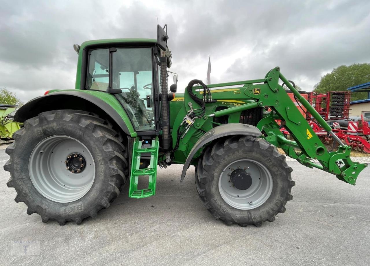 Traktor Türe ait John Deere 7430 Premium + Frontlader JD 753, Gebrauchtmaschine içinde Pragsdorf (resim 3)