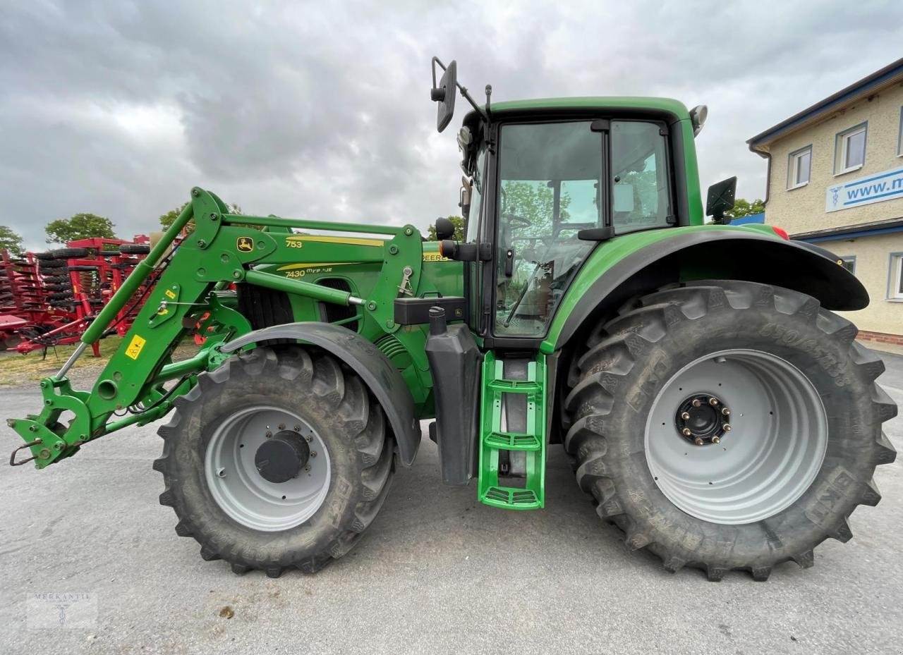 Traktor des Typs John Deere 7430 Premium + Frontlader JD 753, Gebrauchtmaschine in Pragsdorf (Bild 4)