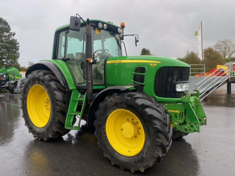 Traktor Türe ait John Deere 7430 PREMIUM, Gebrauchtmaschine içinde Wargnies Le Grand (resim 3)