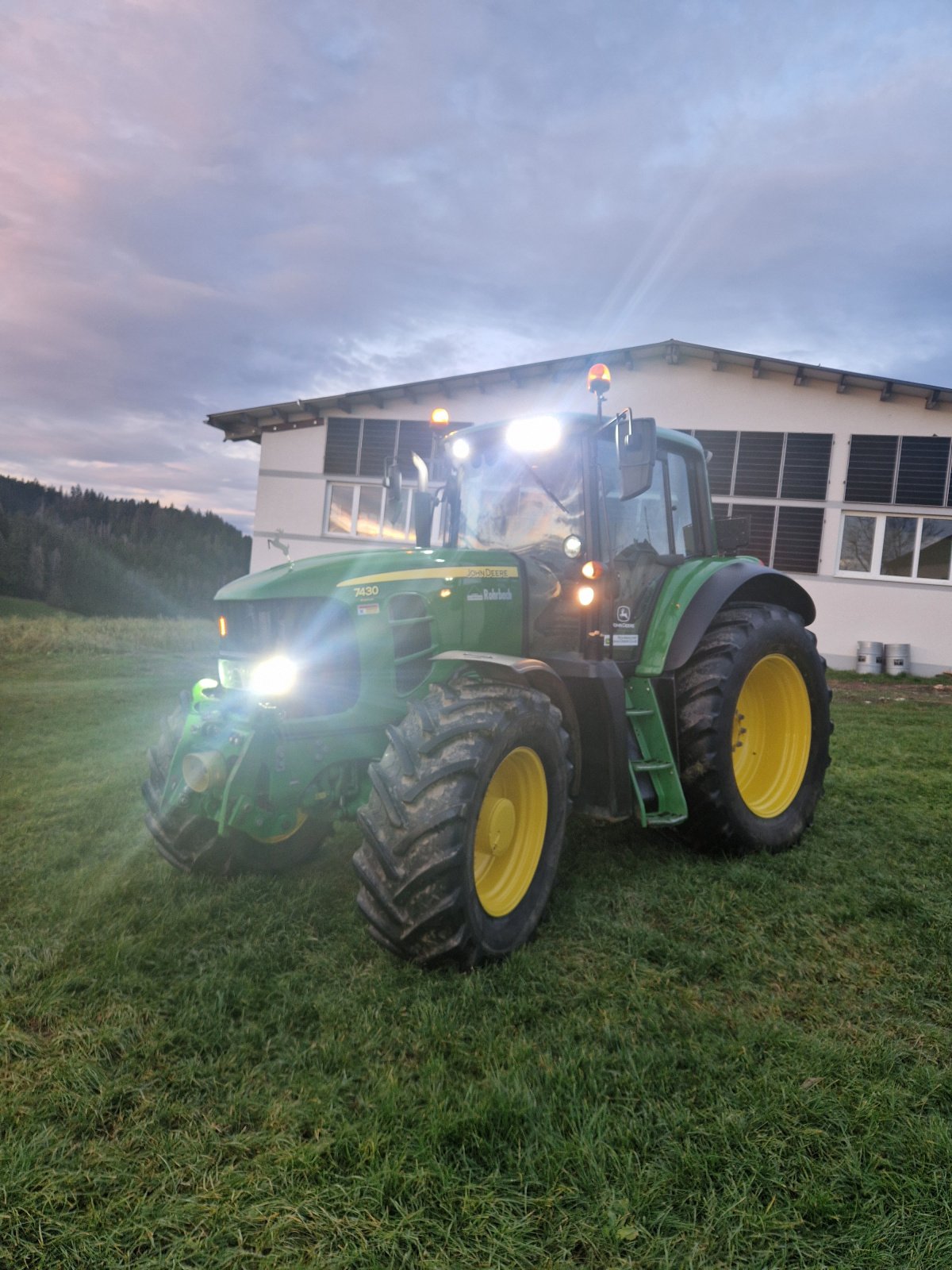 Traktor типа John Deere 7430, Gebrauchtmaschine в Oepping (Фотография 3)