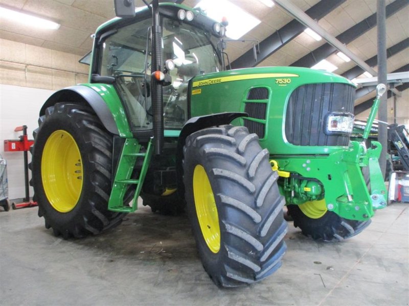 Traktor typu John Deere 7530 AutoPower, TLS, GPS klar og frontlift, Gebrauchtmaschine v Lintrup (Obrázek 1)