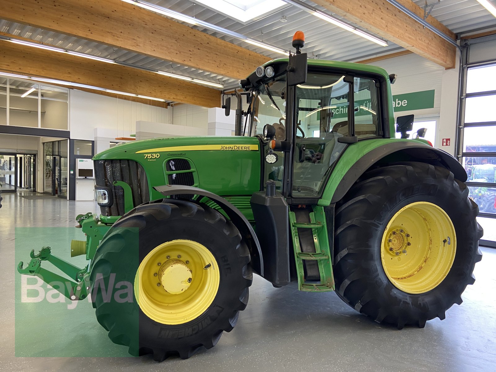 Traktor des Typs John Deere 7530, Gebrauchtmaschine in Bamberg (Bild 3)