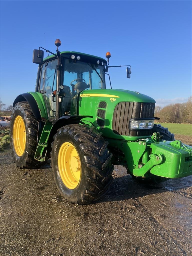 Traktor du type John Deere 7530, Gebrauchtmaschine en Haderslev (Photo 2)