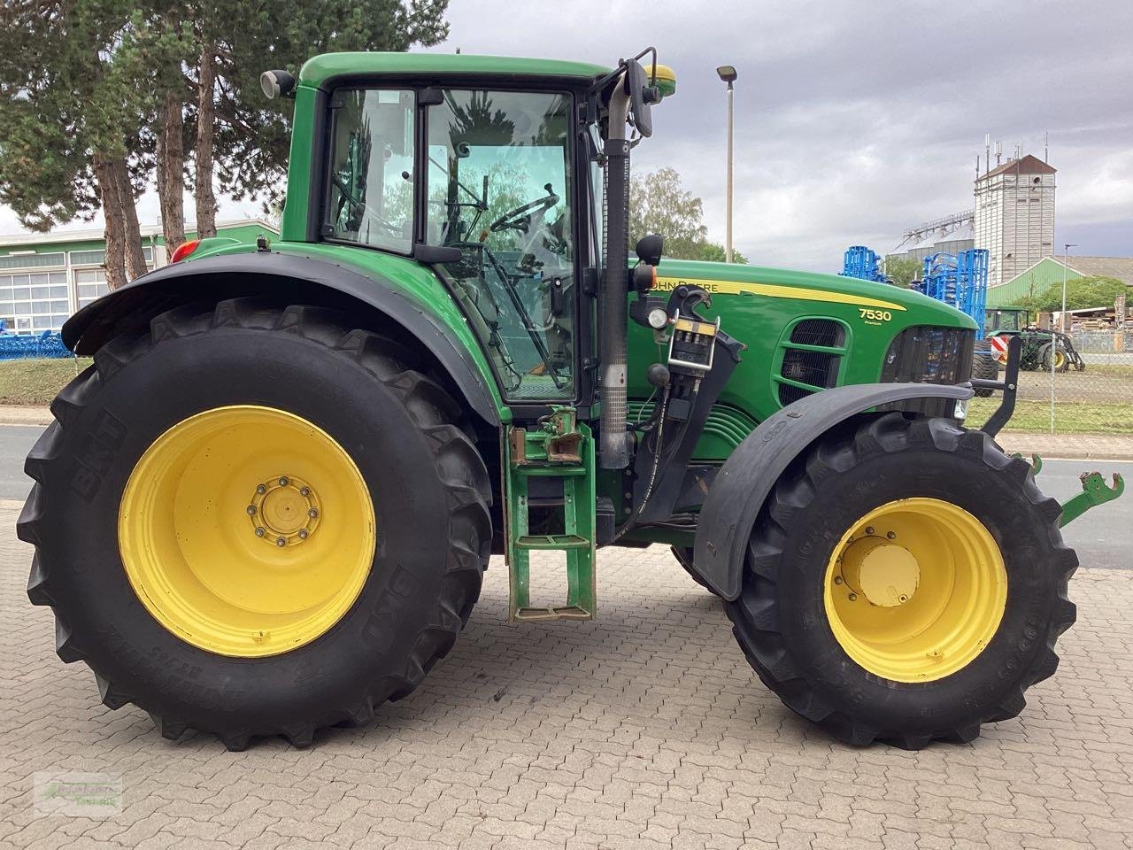 Traktor типа John Deere 7530, Gebrauchtmaschine в Coppenbruegge (Фотография 7)