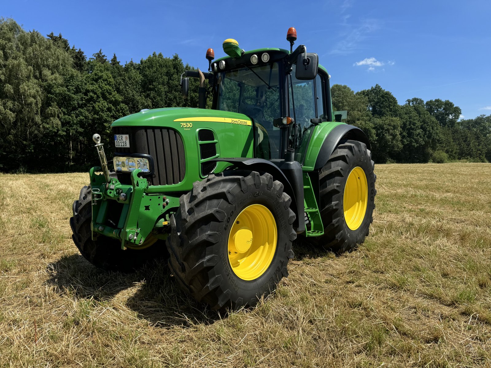 Traktor типа John Deere 7530, Gebrauchtmaschine в Kirchlinteln  (Фотография 1)