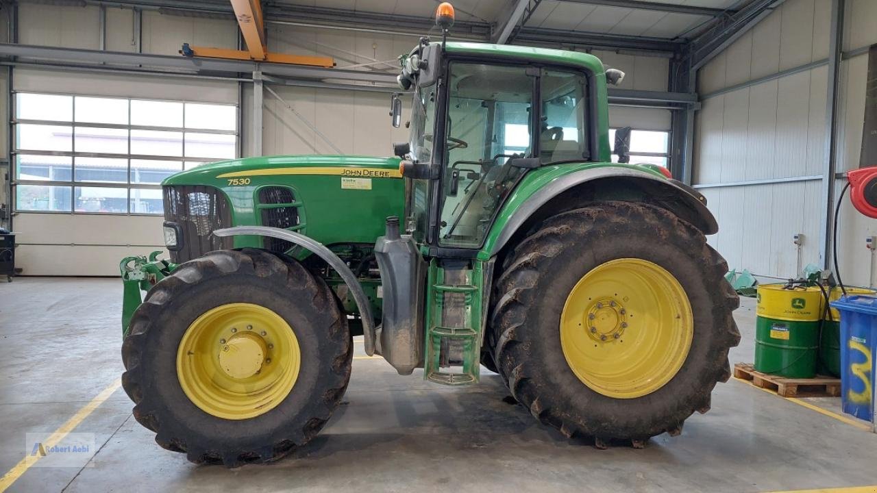 Traktor от тип John Deere 7530Pr Motorschaden, Gebrauchtmaschine в Wölferheim (Снимка 2)