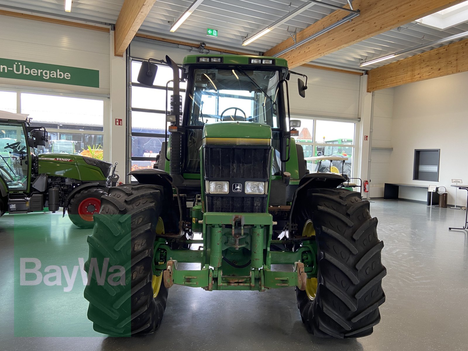 Traktor van het type John Deere 7600, Gebrauchtmaschine in Bamberg (Foto 4)