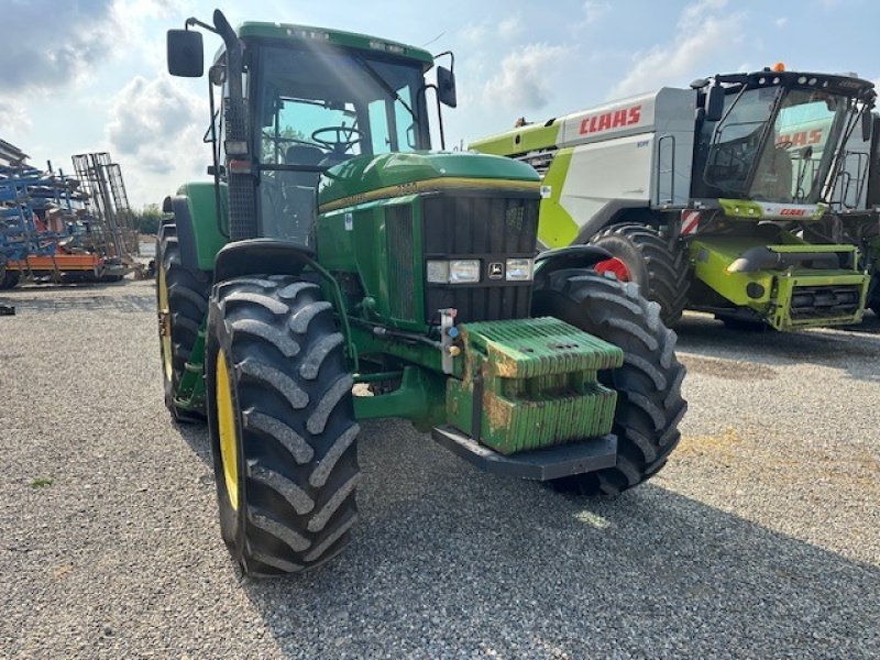 Traktor typu John Deere 7700 Allrad mech. 3709 Std Einsatz Werksverkehr, Gebrauchtmaschine w Schutterzell (Zdjęcie 3)