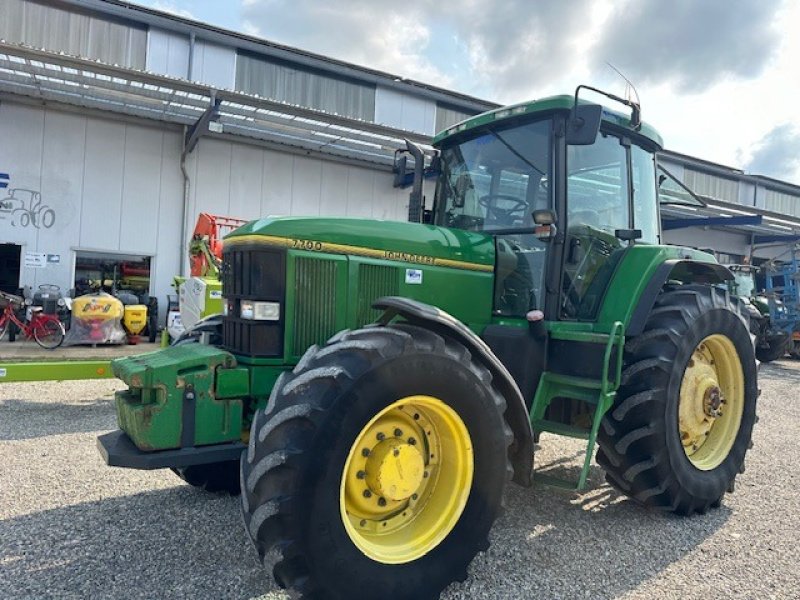 Traktor tipa John Deere 7700 Allrad mech. 3709 Std Einsatz Werksverkehr, Gebrauchtmaschine u Schutterzell (Slika 2)