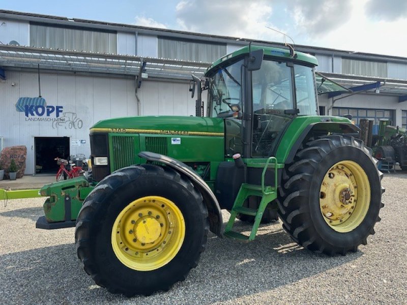 Traktor of the type John Deere 7700 Allrad mech. 3709 Std Einsatz Werksverkehr, Gebrauchtmaschine in Schutterzell (Picture 1)