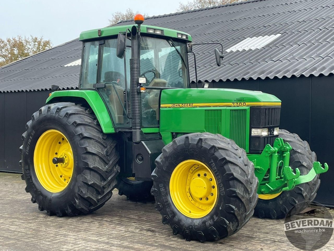 Traktor tipa John Deere 7700, Gebrauchtmaschine u Vriezenveen (Slika 2)