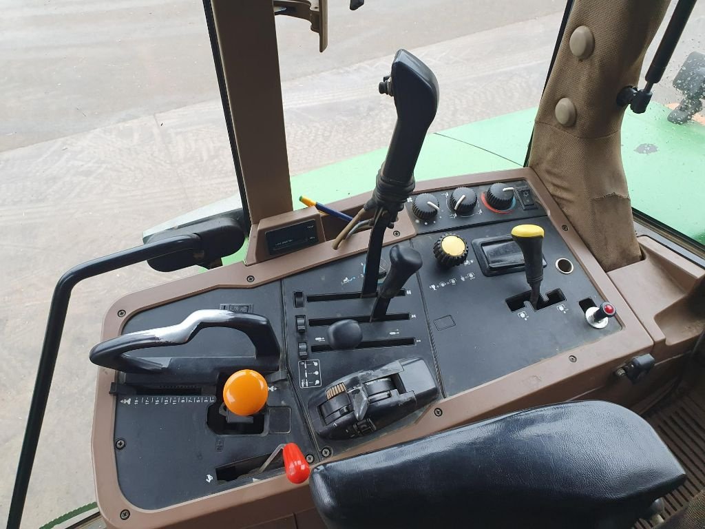 Traktor des Typs John Deere 7700, Gebrauchtmaschine in DOMFRONT (Bild 8)