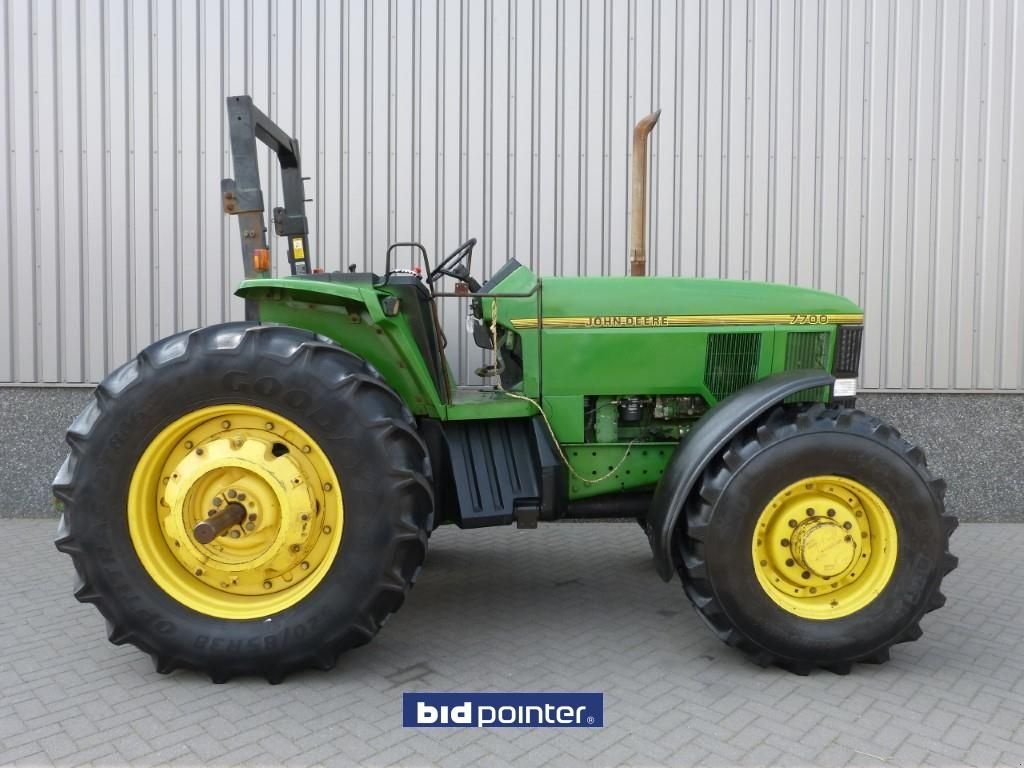 Traktor Türe ait John Deere 7700, Gebrauchtmaschine içinde Deurne (resim 3)