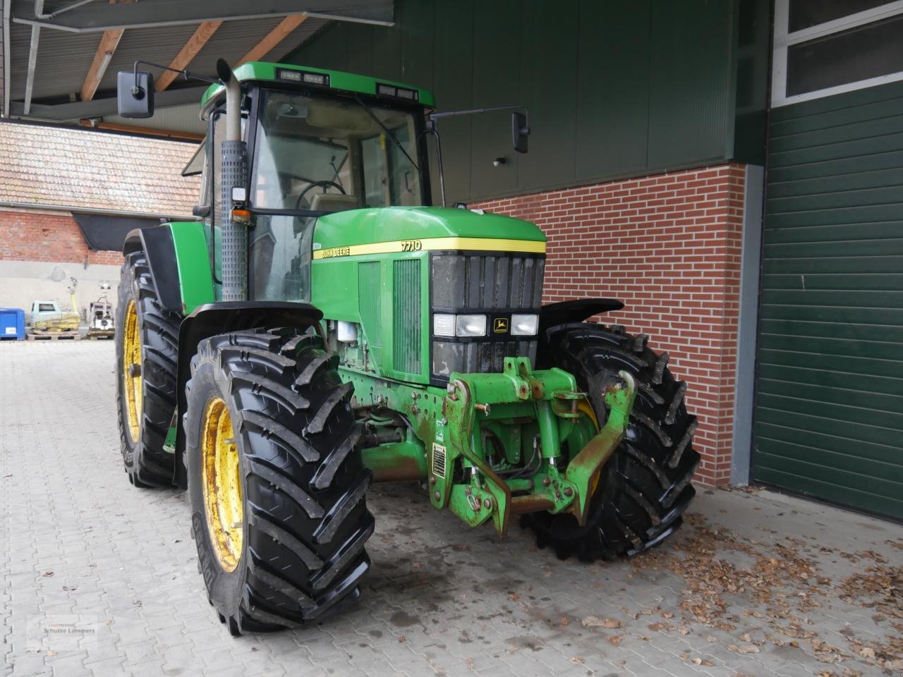 Traktor от тип John Deere 7710 Autopowr Getriebeschaden, Gebrauchtmaschine в Borken (Снимка 2)