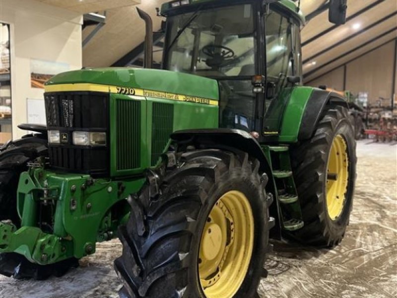 Traktor des Typs John Deere 7710 PQ, Gebrauchtmaschine in Brønderslev