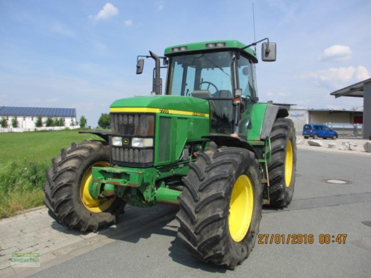 Traktor van het type John Deere 7710 TLS Motor Neu, Gebrauchtmaschine in Büren (Foto 1)