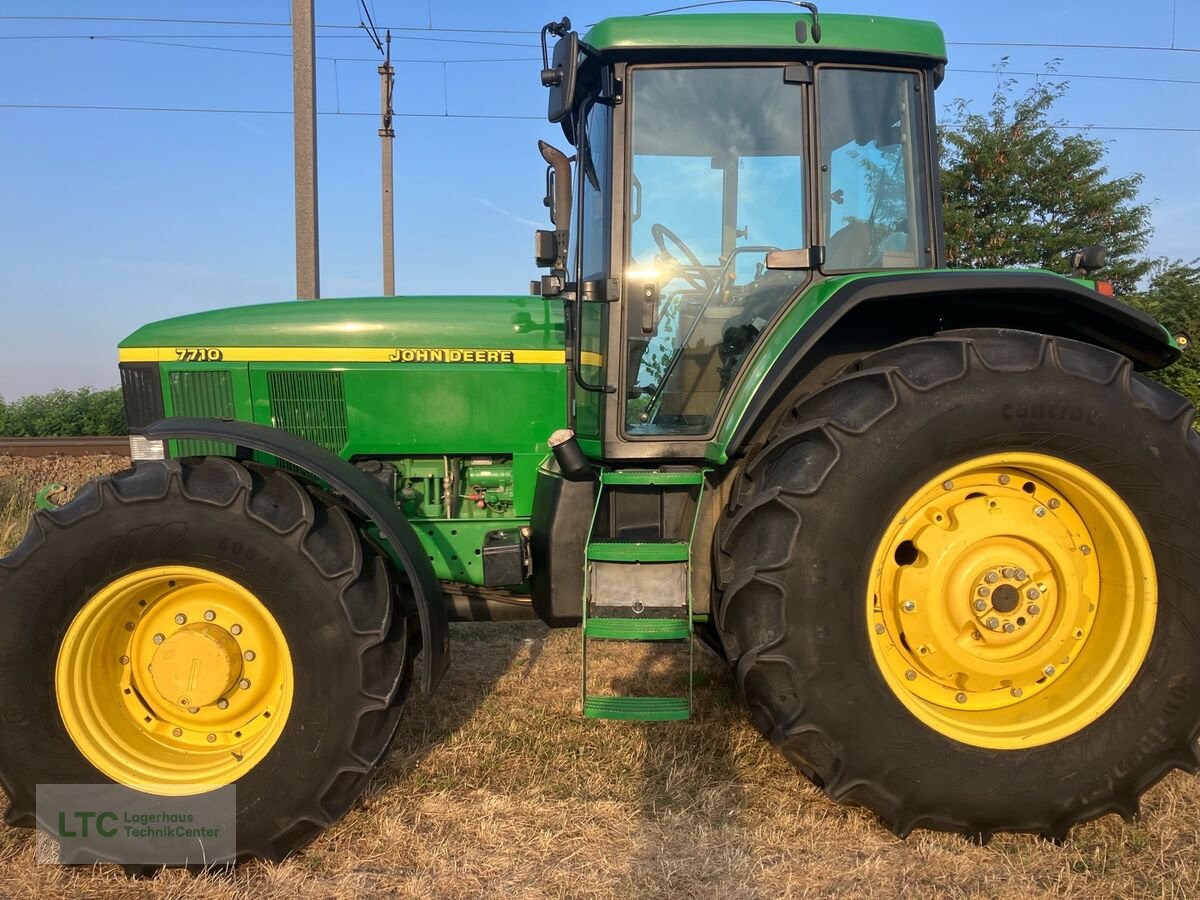 Traktor Türe ait John Deere 7710, Gebrauchtmaschine içinde Korneuburg (resim 10)