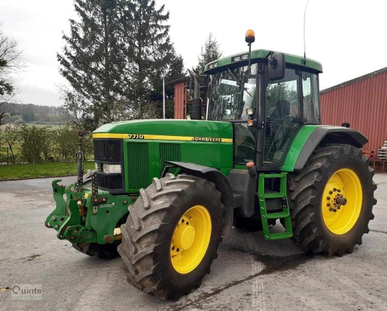 Traktor tip John Deere 7710, Gebrauchtmaschine in Lichtenau-Kleinenberg (Poză 1)