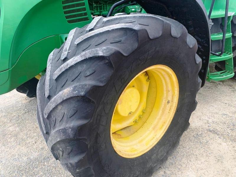 Traktor a típus John Deere 7730, Gebrauchtmaschine ekkor: SAINT-GERMAIN DU PUY (Kép 7)