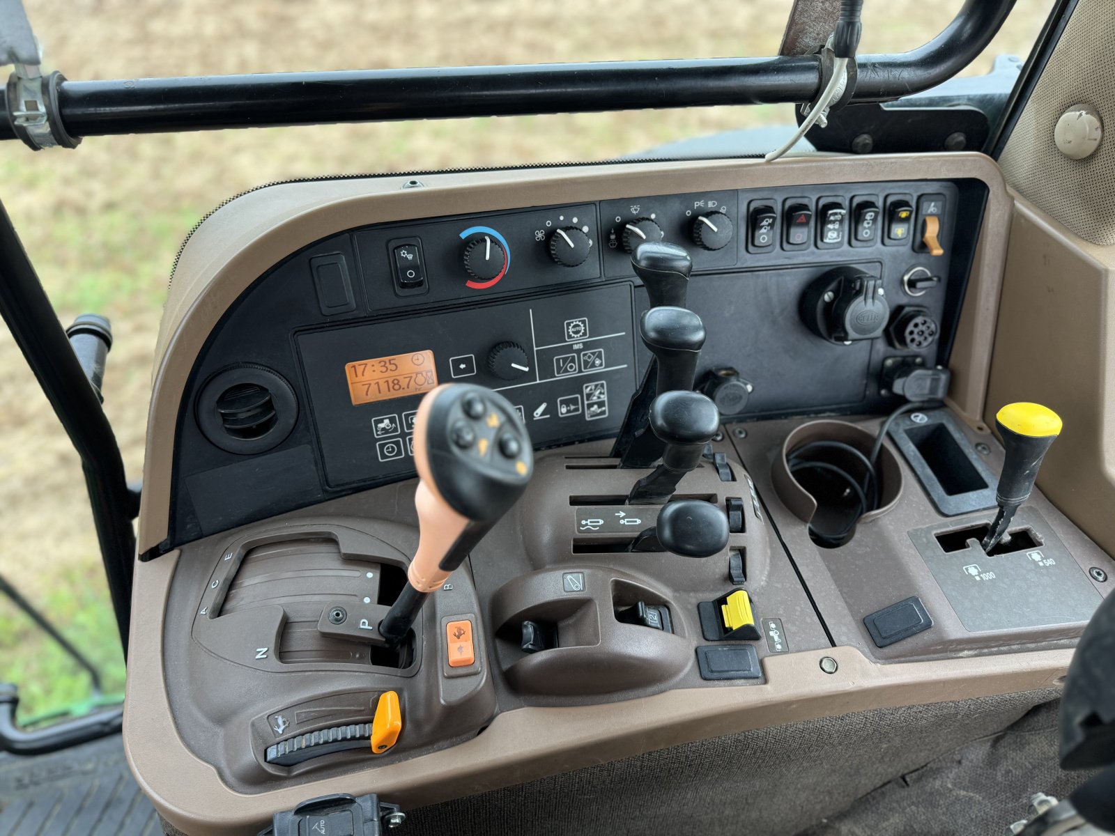 Traktor of the type John Deere 7730, Gebrauchtmaschine in Kastl (Picture 3)