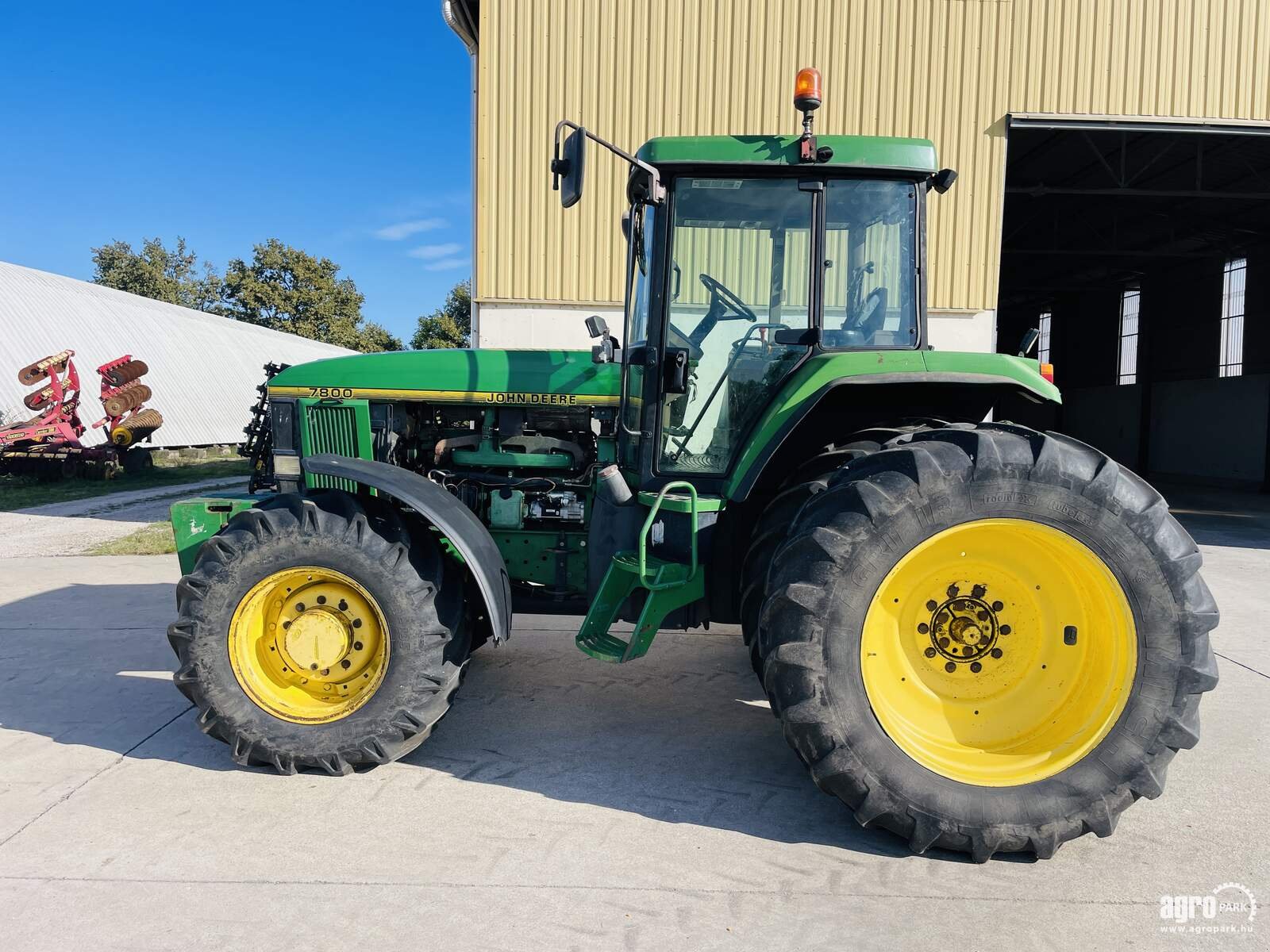 Traktor van het type John Deere 7800, Gebrauchtmaschine in Csengele (Foto 2)